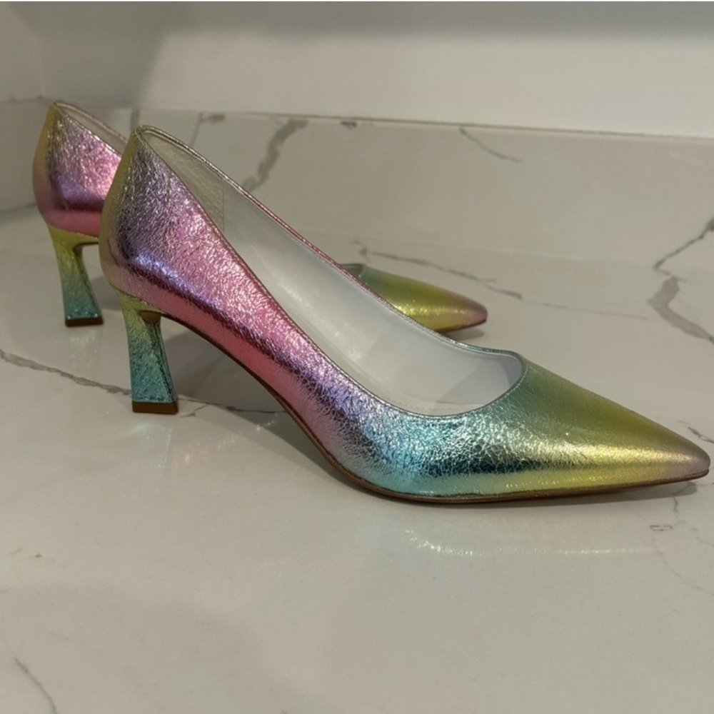 Franco Sarto Toya rainbow iridescent crinkle pumps heels pink blue yellow 8.5